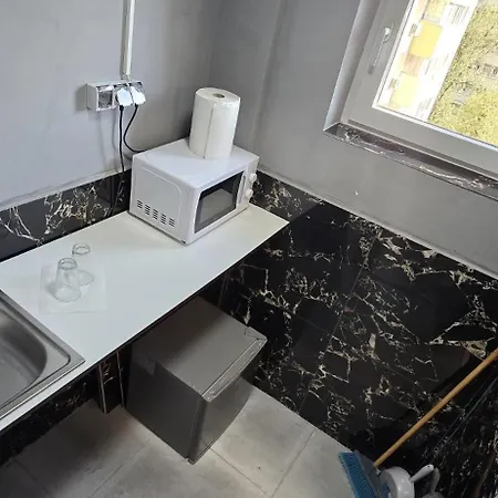 Adrian Apartmanhotel